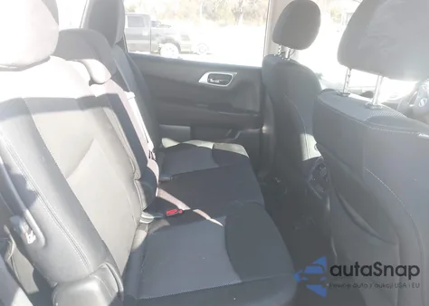 2017 Nissan Pathfinder S z USA, uszkodzony, nr VIN 5N1DR2MN8HC681667